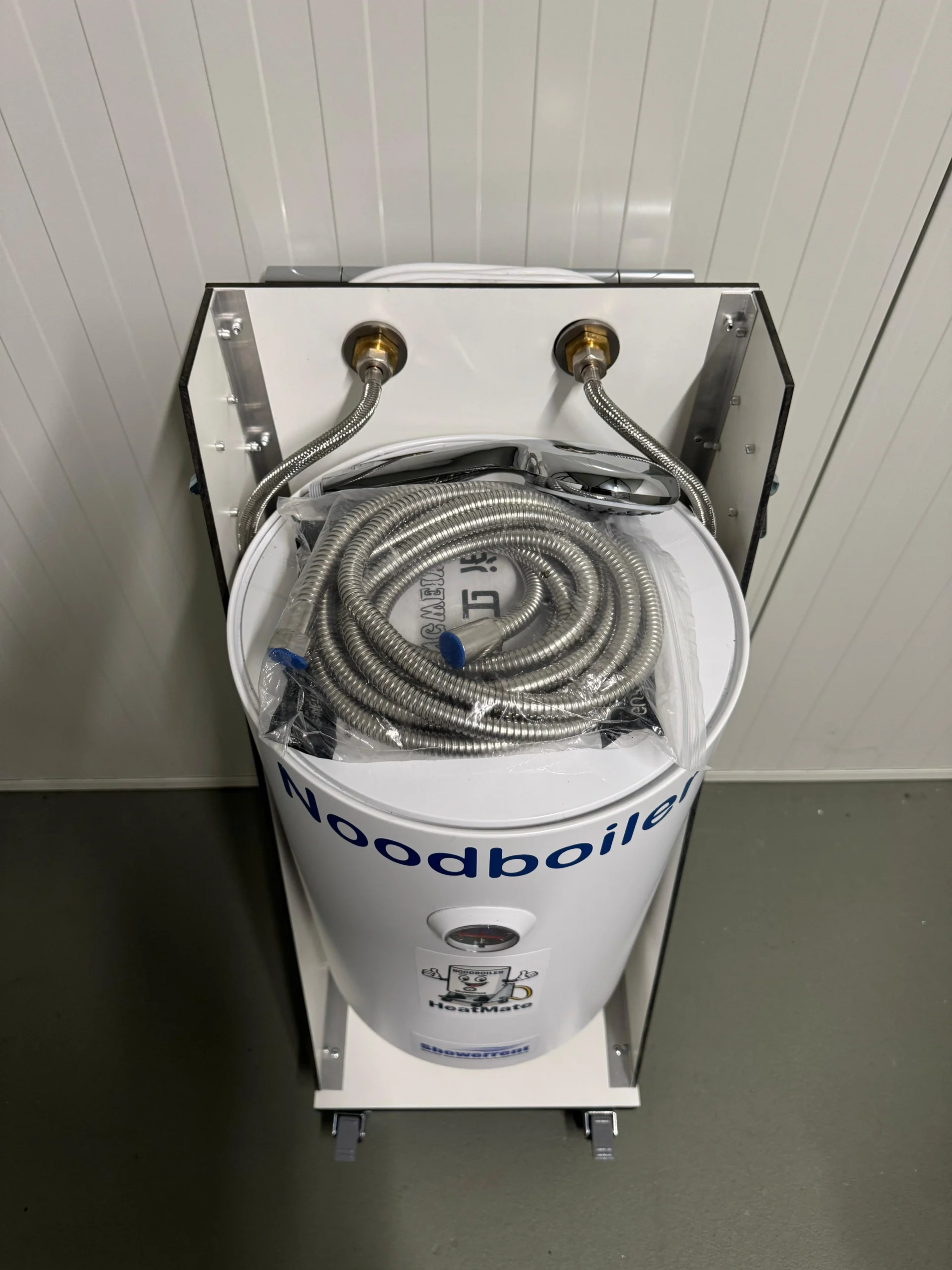 noodboiler met doucheslang